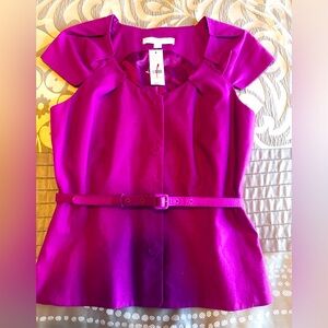 New York and Company short sleeve top with belted waist.